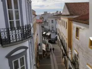 Mont'sobro House
