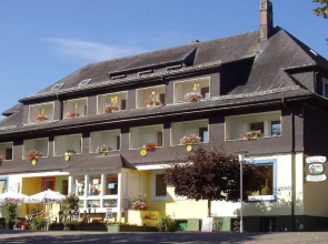 Hotel Adenia