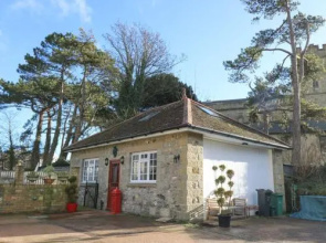 Manor Coach House