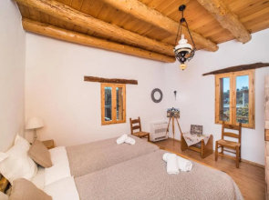 ARADENA TRADITIONAL House 1