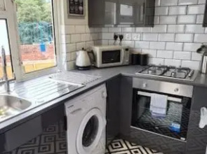Morris Lodge, Southampton - 1 Bedroom, Free Wifi & Parking