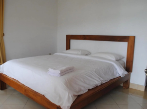 Tabo Cottages