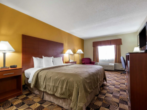 Quality Inn Sycamore - DeKalb