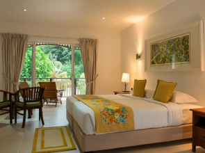 Acajou Beach Resort