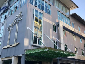 Hornbill Garden Hotel