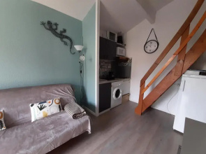 Biscarrosse-plage jolie maisonnette avec terrasse - 200m de la plage -pour 5 personnes