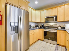 Wildwood Vacation Rental: Walk to Beach Access!