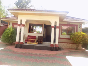 Kili Cottages Moshi