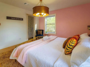 Jungle Haven, Heated Pool, Fun for 12