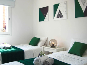 Phaedrus Living: Seaside Luxury Flat Natalia 102
