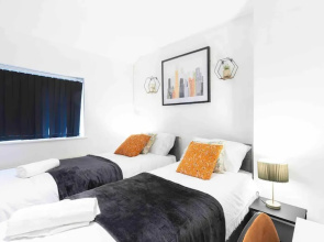 Leeds Luxury 3-bedroom Retreat