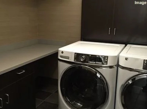 Oakwood At Exeter Towers