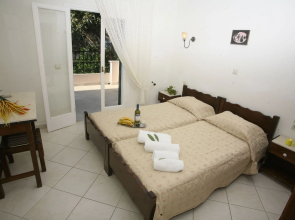Aphrodite Apartments