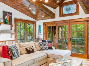 Ajax Manor by Rove Travel 5BR Historic Home