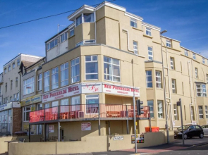 New Promenade hotel