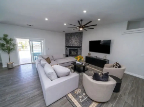 Lavish Lake Havasu Villa Pool Fire Pit an Views