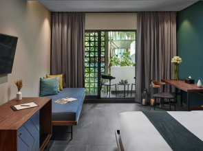 Baitong Hotel & Resort