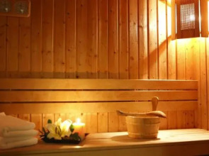 Agsaray Deluxe Hotel