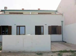 Sunshine Luxury Seafront House - S'arena Scoada
