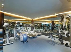 Hotel Ease Tsuen Wan