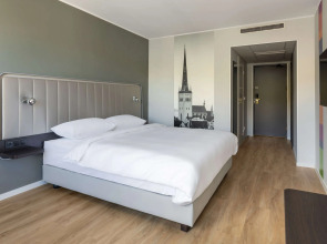 Отель Park Inn by Radisson Meriton Conference & Spa Tallinn