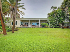 Waterfront Stuart Home on St Lucie River!