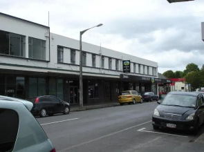 Horse and Jockey Inn
