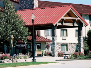 AmericInn Lodge & Suites Oswego