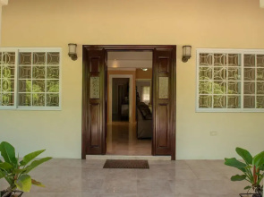 Tropical Escape Villa - 3 Bedroom