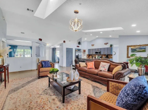 Outdoor Relaxation! Port St Lucie Family Home