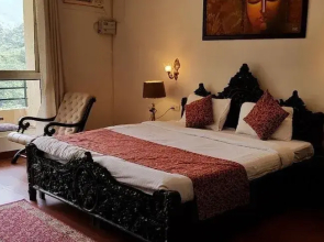 Mornis Camp and Resort