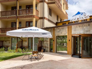 Pirin Sense Apartment Complex