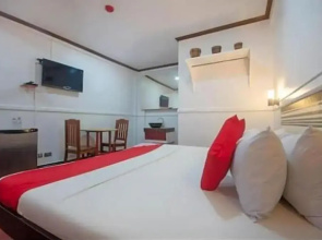Max Travellers Inn