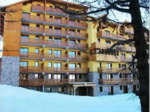 Antarès. duplex 48m2, piscine, sauna, à coté piste