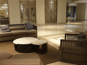 Cosmy Orchard Apartment