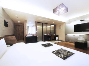 Nouage Cullinan Hotel