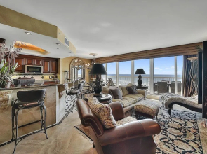 Maison Par Leau by RedAwning