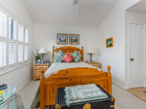 Harbour Oaks by Hodnett Cooper