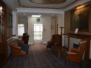 The Royal George Hotel