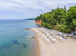 Porfi Beach Hotel