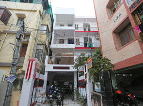 OYO 10994 Hotel Luxury INN