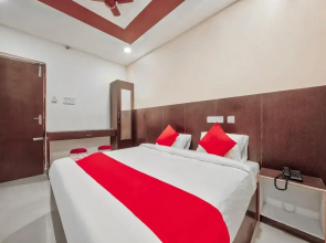 Joliday Inn By OYO Rooms