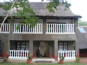 Mopani Lodge