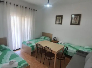 Vila Jone