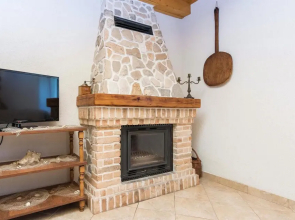 Stunning Home in Vir With 3 Bedrooms and Wifi