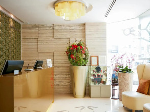 Hotel Clover 5 HongKong Street