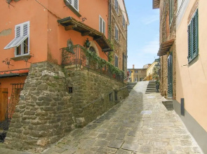Amazing Apartment in Lamporecchio With 2 Bedrooms and Wifi