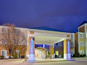 Baymont by Wyndham Kirksville University Area