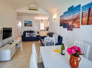 Villa Los Arcos - LH160 By Villas Now Ltd