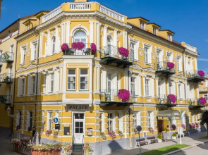 Lazensky Dum Palace